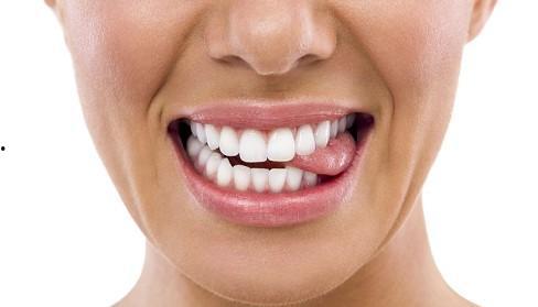 吃瓜没洗舌头疼