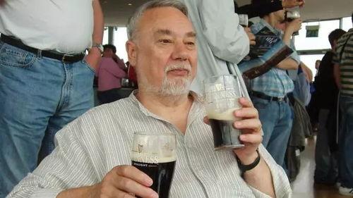 高爷吃瓜,揭秘娱乐圈背后的那些事儿