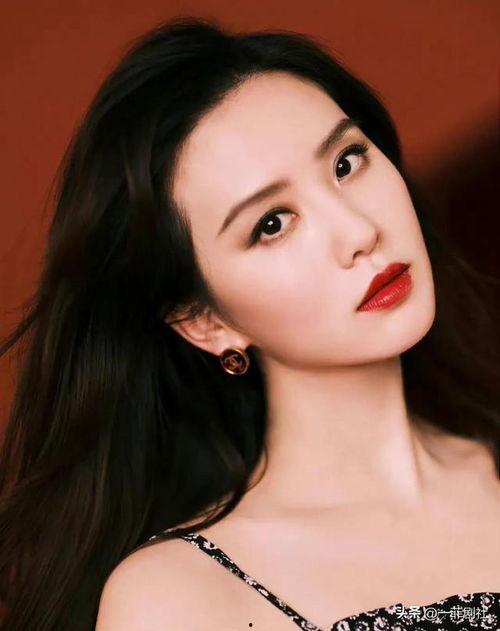 吃瓜爆料女明星,揭秘吃瓜爆料背后的女明星真相