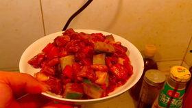 吃瓜吃爆辣炸鸡视频大全,吃瓜群众的味蕾狂欢