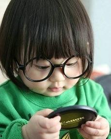 吃瓜少女小萌仔