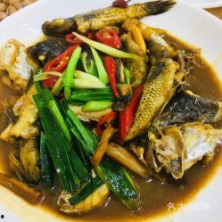 阿鱼酱吃蜜瓜,甜蜜滋味，尽在其中